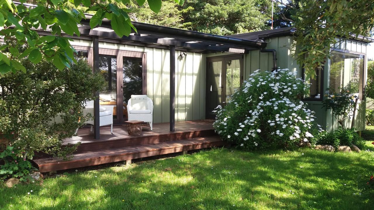 בית הארחה Manakau 	Idyllic Country Garden מראה חיצוני תמונה