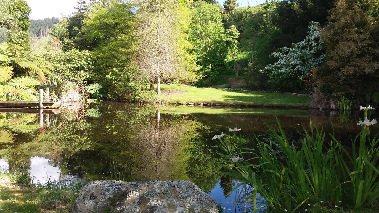 בית הארחה Manakau 	Idyllic Country Garden מראה חיצוני תמונה